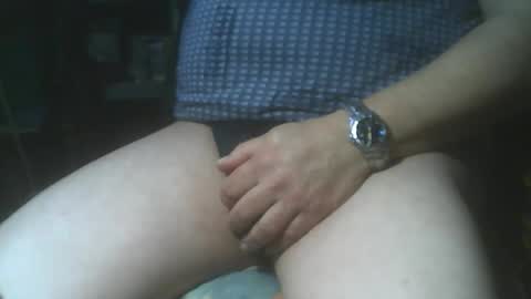 Snapshot of leobauo chatting on February 24, 12:30 am leobauo online show from February 24, 12:30 am