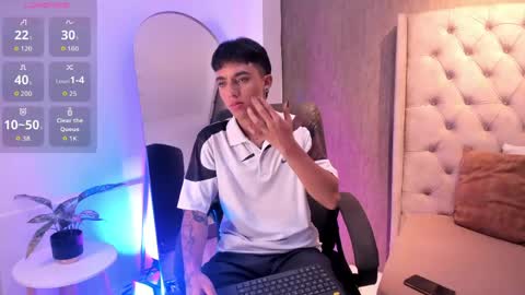 leohard_ online show from April 15, 2:40 am