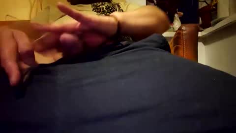 Snapshot of leolongbln chatting on November 6, 6:53 pm leolongbln online show from November 6, 6:53 pm