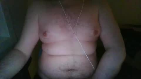 Snapshot of leon7069 chatting on April 10, 3:01 am Leon online show from April 10, 3:01 am