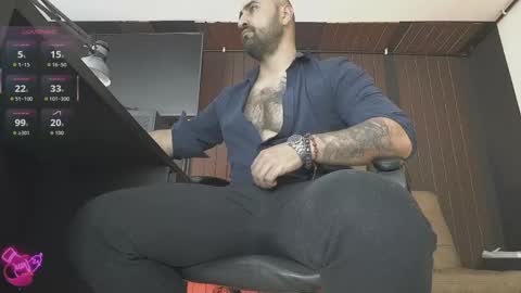 Leon online show from May 19, 6:47 pm