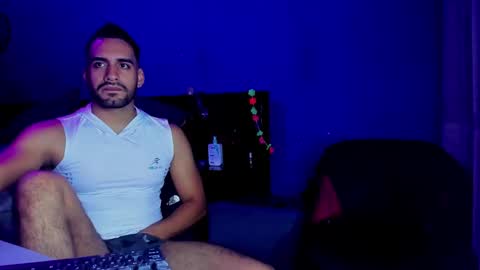 Leon Hart online show from February 15, 11:14 pm