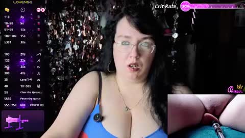 Leona Harrison online show from July 6, 11:18 pm