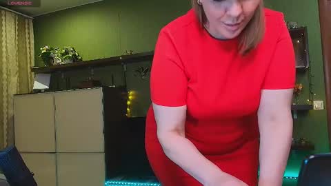 Leona tracie online show from March 20, 9:08 pm