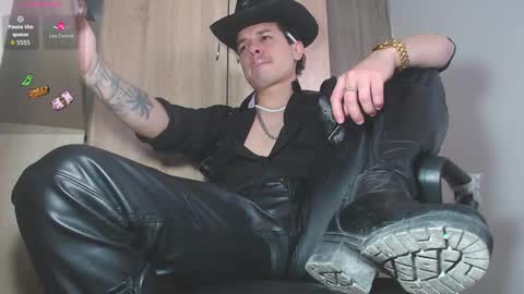 iam leonal online show from October 21, 7:03 pm