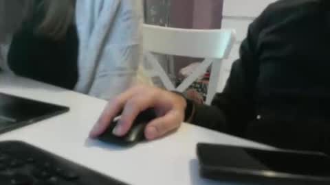 Snapshot of leone44 chatting on April 21, 8:42 am angel e sonia online show from April 21, 8:42 am
