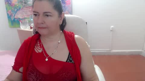 Snapshot of leonela_69 chatting on October 20, 4:02 am leonela online show from October 20, 4:02 am