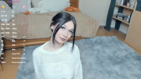 Alice online show from May 24, 8:25 pm
