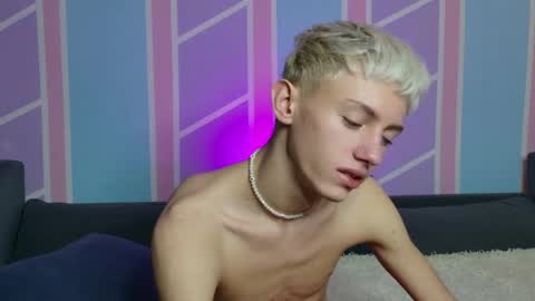 leonlure online show from January 8, 10:23 pm