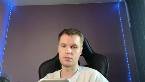 Leon online show from March 6, 9:58 am