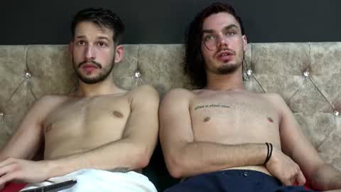 Snapshot of leonvane chatting on August 1, 6:18 pm LeonVane online show from August 1, 6:18 pm