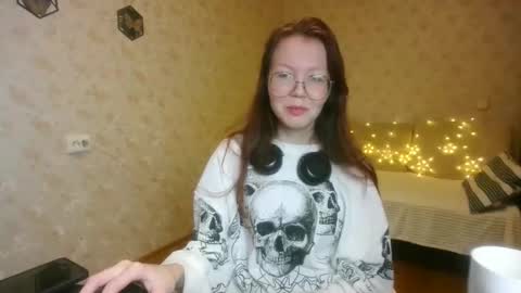 lera_foxx online show from December 11, 4:42 pm