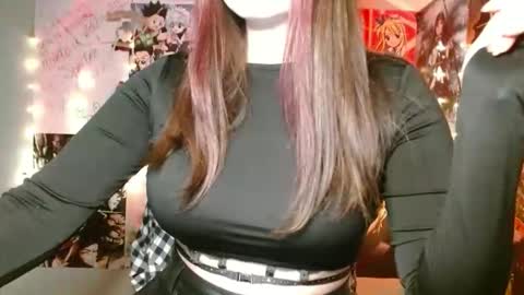 little secret online show from November 20, 6:07 pm