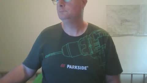 homquisgode online show from November 13, 10:25 am