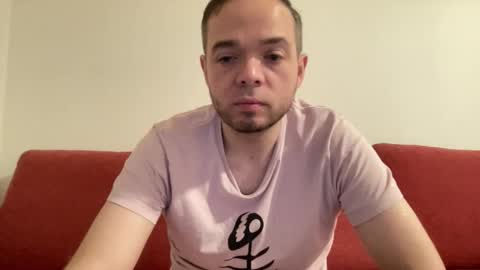 Snapshot of leroidesaulnes chatting on November 2, 1:46 pm leroidesaulnes online show from November 2, 1:46 pm