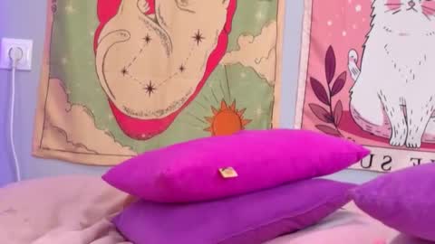 Valerie online show from March 2, 5:08 am