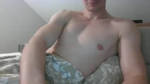 lesbianunicorn1 online show from April 12, 7:30 pm