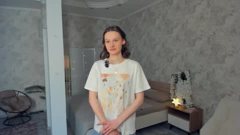 Snapshot of lesigrace chatting on February 3, 8:41 am Sanem online show from February 3, 8:41 am