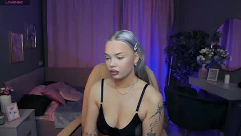 Stacey online show from February 21, 7:53 am