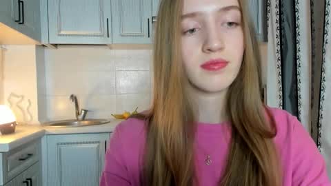  LESLIE   online show from November 24, 7:46 pm