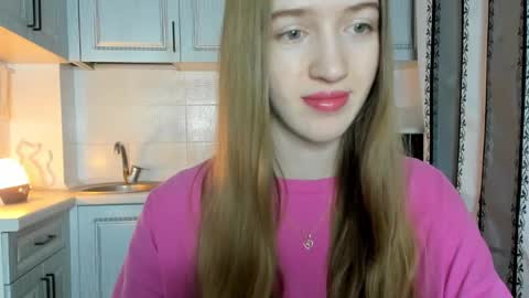  LESLIE   online show from November 28, 5:21 am