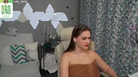 Snapshot of lesliekorfs chatting on March 11, 11:48 pm LeslieKorfs online show from March 11, 11:48 pm