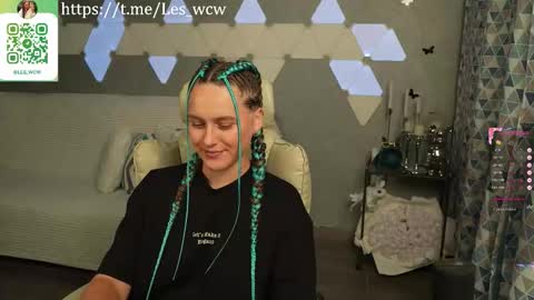 Snapshot of lesliekorfs chatting on October 1, 11:00 pm LeslieKorfs online show from October 1, 11:00 pm