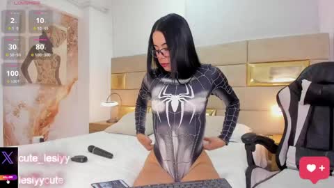 lesly_cutee online show from May 15, 12:56 pm