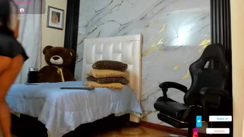 I am here from Monday to Friday from 730 am to 130 pm Colombia time and saturday from 500 am to 1000 am .... Soon Blue page online show from February 16, 11:17 am