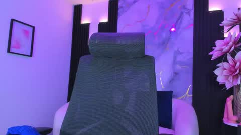 Lesly  online show from September 30, 3:44 am