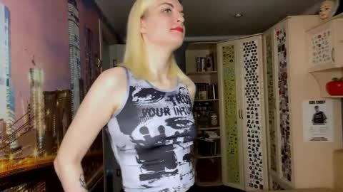 Kate online show from May 16, 10:12 am