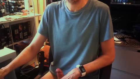 Snapshot of lestat_82 chatting on November 10, 3:11 pm Vampiro Diurno online show from November 10, 3:11 pm