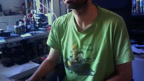 Snapshot of lestat_82 chatting on November 12, 10:15 am Vampiro Diurno online show from November 12, 10:15 am