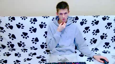 lester_broo online show from January 31, 8:07 pm