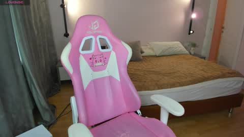 Lesya  online show from November 9, 9:18 am