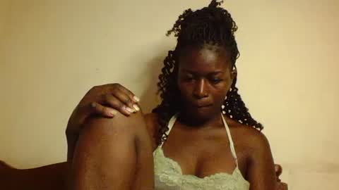 Snapshot of letecia557422 chatting on February 3, 6:02 am Letecia557422 online show from February 3, 6:02 am