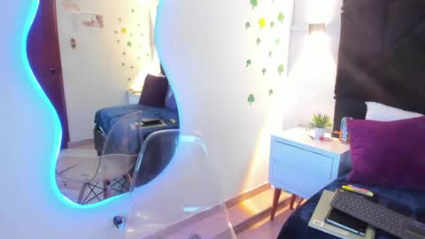 letiziia online show from May 28, 8:28 pm