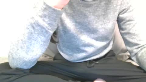 lets_play143 online show from April 1, 4:46 am