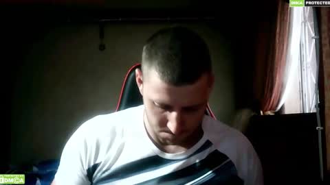 Snapshot of letsbeadventurous chatting on December 19, 4:25 pm The Silent type online show from December 19, 4:25 pm