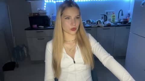 Snapshot of lettieharkin chatting on May 20, 5:19 pm Kate online show from May 20, 5:19 pm
