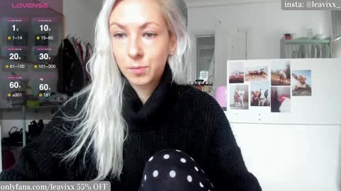 Snapshot of leusee chatting on December 12, 10:56 am LeaVixx online show from December 12, 10:56 am