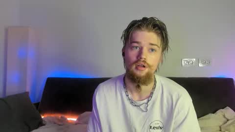 lev_miller online show from March 4, 2:39 am