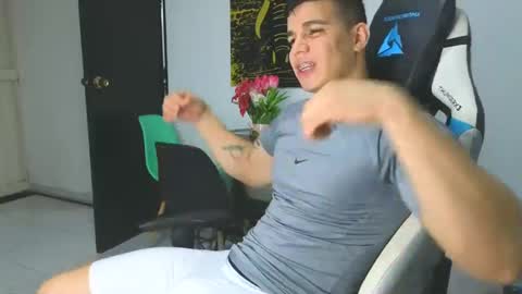 levelingg online show from March 4, 3:11 am