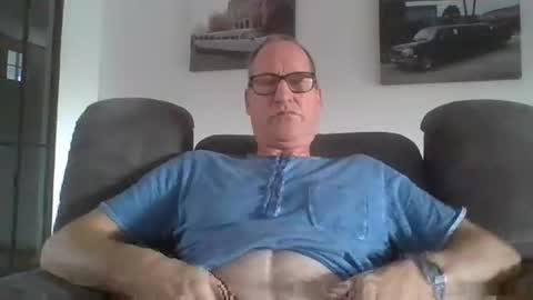 Snapshot of levensgenieters2 chatting on October 10, 11:09 am levensgenieters2 online show from October 10, 11:09 am