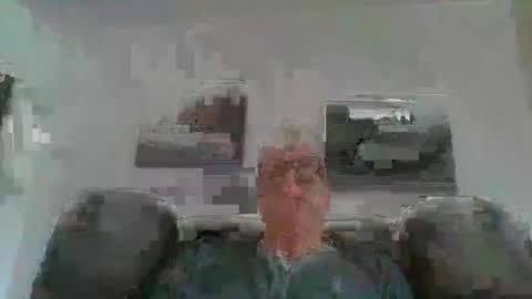 Snapshot of levensgenieters2 chatting on October 17, 8:39 am levensgenieters2 online show from October 17, 8:39 am