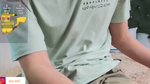 Levi  online show from February 4, 3:57 pm