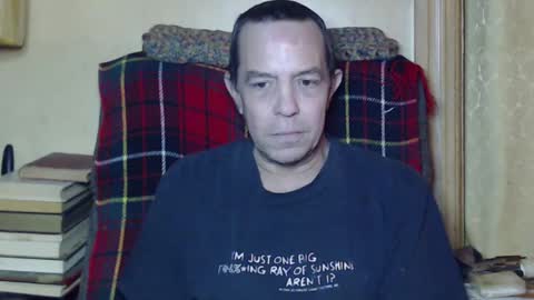 Snapshot of levon48 chatting on January 3, 1:05 am levon48 online show from January 3, 1:05 am