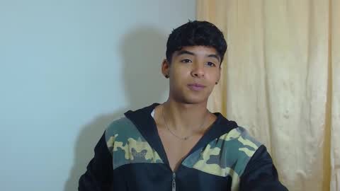 i  am lewis ly EDUARDO MEMDOZA15 online show from March 13, 2:56 pm