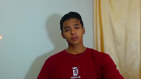 i  am lewis ly EDUARDO MEMDOZA15 online show from May 22, 8:14 pm