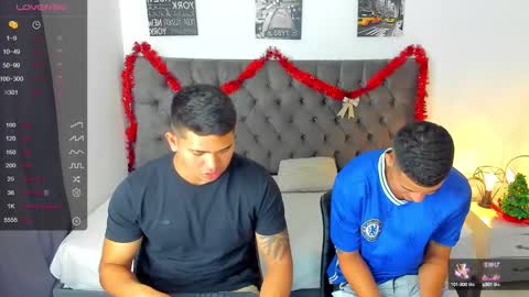 Snapshot of lewishamiltom chatting on December 28, 6:29 pm lewis online show from December 28, 6:29 pm